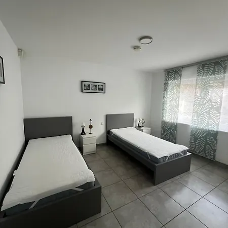 Apartment Im Gruenen Gronau